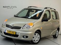 Beige Gebruikt 2004 Toyota Yaris Verso Sol MPV | € 4.999 (Eerlijke prijs)