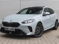 Grijs Nieuw 2025 BMW 120 Comfort Edition Hatchback | € 59.406 (Duur)