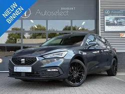 Grijs Gebruikt 2021 Seat Leon Style Hatchback | € 19.990 (Eerlijke prijs)