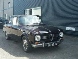 Rood Gebruikt 1971 Alfa Romeo Giulia Super Sedan | € 22.950