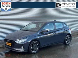 Grijs, metallic lak Gebruikt 2023 Hyundai i20 Comfort Hatchback | € 16.950 (Eerlijke prijs)