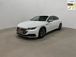 Wit Gebruikt 2018 VW Arteon Business Hatchback | € 21.950 (Eerlijke prijs)