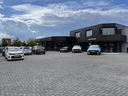 Wit Gebruikt 2023 Toyota C-HR Style SUV | € 25.840 (Eerlijke prijs)