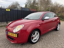 Rood Gebruikt 2011 Alfa Romeo MiTo Distinctive Hatchback | € 1.950