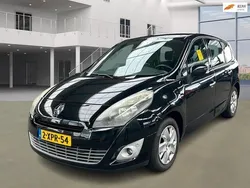 Zwart Gebruikt 2011 Renault Grand Scénic III MPV | € 2.450 (Goede deal)