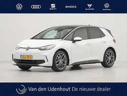Wit Gebruikt 2024 VW ID.3 Pure Hatchback | € 33.940