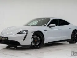 Grijs Gebruikt 2021 Porsche Taycan Sedan | € 54.900 (Eerlijke prijs)