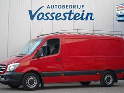 Rood Gebruikt 2015 Mercedes 316 Van | € 9.950