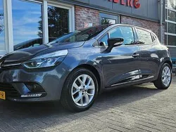 Grijs Gebruikt 2018 Renault Clio IV LIMITED Hatchback | € 7.950 (Eerlijke prijs)