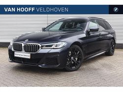 M carbonschwarz (donker zwart metallic) Gebruikt 2023 BMW 530e Comfort Edition Stationwagen | € 48.950 (Duur)