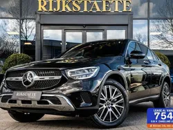 Zwart, metallic lak Gebruikt 2023 Mercedes GLC300 SUV | € 56.900 (Eerlijke prijs)