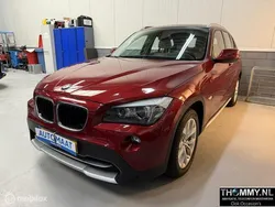 Rood, metallic lak Gebruikt 2010 BMW X1 Executive SUV | € 17.950 (Duur)