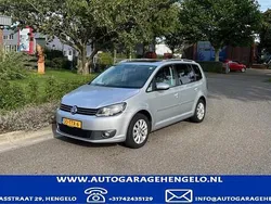 Grijs Gebruikt 2012 VW Touran Highline MPV | € 3.250 (Iets duurder)