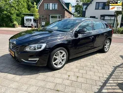 Zwart Gebruikt 2014 Volvo V60 Summum Stationwagen | € 6.999 (Iets duurder)