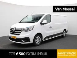 Blanc glacier Gebruikt 2023 Renault Trafic Van | € 23.930 (Eerlijke prijs)