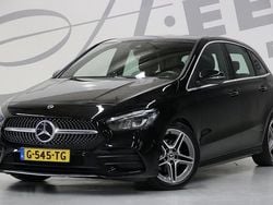 Zwart Gebruikt 2019 Mercedes B180 Business MPV | € 22.750 (Eerlijke prijs)
