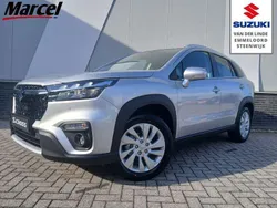 Zilver, metallic lak Nieuw 2025 Suzuki SX4 S-Cross SUV | € 33.400 (Iets duurder)