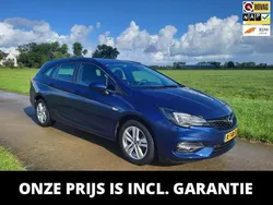 Blauw Gebruikt 2021 Opel Astra Edition Stationwagen | € 14.750 (Eerlijke prijs)