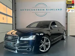 Zwart, metallic lak Gebruikt 2014 Audi A8 Proline Sedan | € 33.999