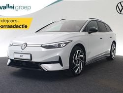 Zwart Nieuw 2025 VW ID.7 Pro Stationwagen | € 53.700 (Goede deal)