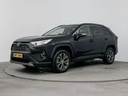 Zwart, metallic lak Gebruikt 2023 Toyota RAV4 Limited SUV | € 39.945 (Goede deal)