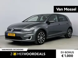 Grijs, metallic lak Gebruikt 2018 VW e-Golf Pro Hatchback | € 14.900 (Duur)