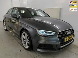 Grijs Gebruikt 2020 Audi A3 Sport Sedan | € 26.999 (Eerlijke prijs)