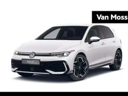 Wit Nieuw 2025 VW Golf VIII R-line Edition Hatchback | € 45.000 (Iets duurder)