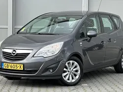 Grijs Gebruikt 2012 Opel Meriva Cosmo MPV | € 2.399