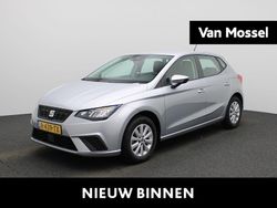 Grijs Gebruikt 2022 Seat Ibiza Style Hatchback | € 15.900 (Eerlijke prijs)