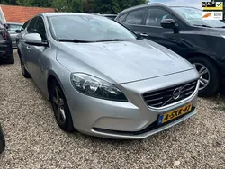 Grijs Gebruikt 2013 Volvo V40 Momentum Stationwagen | € 4.450 (Eerlijke prijs)