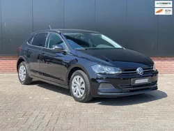 , metallic lak Gebruikt 2018 VW Polo Trendline Hatchback | € 12.400 (Eerlijke prijs)