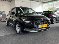 Zwart Gebruikt 2025 Suzuki Swift Comfort Hatchback | € 19.450 (Eerlijke prijs)