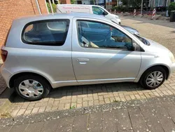 Grijs Gebruikt 2000 Toyota Yaris Luna Hatchback | € 500 (Eerlijke prijs)