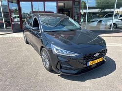 Zwart Gebruikt 2024 Ford Focus ST-Line Stationwagen | € 22.950 (Super prijs)