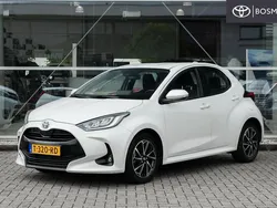 Wit Gebruikt 2023 Toyota Yaris Hybrid Hatchback | € 23.549 (Goede deal)
