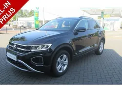 Zwart Gebruikt 2023 VW T-Roc Life SUV | € 27.750 (Super prijs)