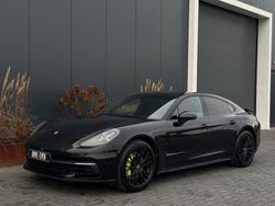 Grijs Gebruikt 2017 Porsche Panamera Hatchback | € 47.495 (Duur)
