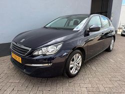 Blauw Gebruikt 2014 Peugeot 308 Active Hatchback | € 4.950 (Eerlijke prijs)