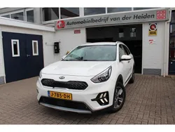 Wit, metallic lak Gebruikt 2020 Kia Niro SUV | € 20.450 (Goede deal)