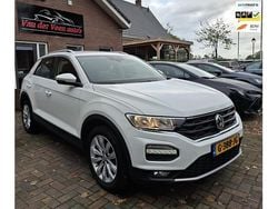 Wit Gebruikt 2019 VW T-Roc Business SUV | € 19.750 (Goede deal)