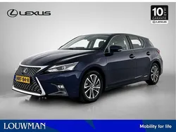 Donker blauw metallic Gebruikt 2019 Lexus CT200h Business Edition Hatchback | € 24.450 (Iets duurder)