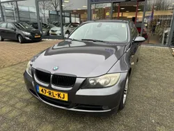 Grijs Gebruikt 2005 BMW 320 Sedan | € 2.650 (Duur)
