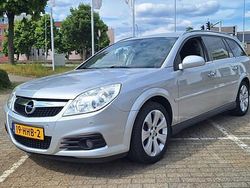 Grijs Gebruikt 2008 Opel Vectra Executive Stationwagen | € 3.950