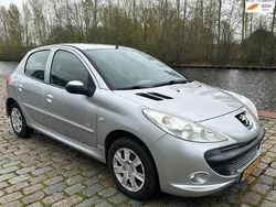 Grijs Gebruikt 2011 Peugeot 206+ Hatchback | € 3.999 (Iets duurder)