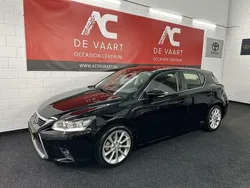 Zwart Gebruikt 2015 Lexus CT200h Business Edition Hatchback | € 14.250 (Eerlijke prijs)
