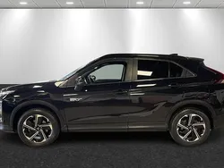 Zwart Gebruikt 2022 Mitsubishi Eclipse Cross Intense SUV | € 24.540 (Iets duurder)