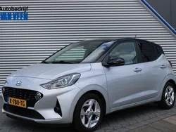 Grijs Gebruikt 2020 Hyundai i10 Premium Hatchback | € 13.690 (Eerlijke prijs)