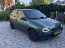 Gebruikt 1996 Opel Corsa Swing Sedan | € 850 (Eerlijke prijs)