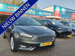 Grijs (metallic) Gebruikt 2015 Ford Focus Titanium Stationwagen | € 7.999 (Eerlijke prijs)
